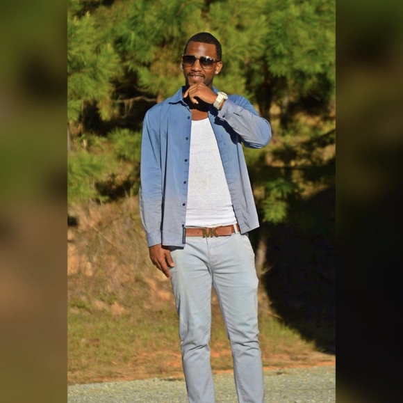 Meet your Posher, EJ - Picture 3 of 4